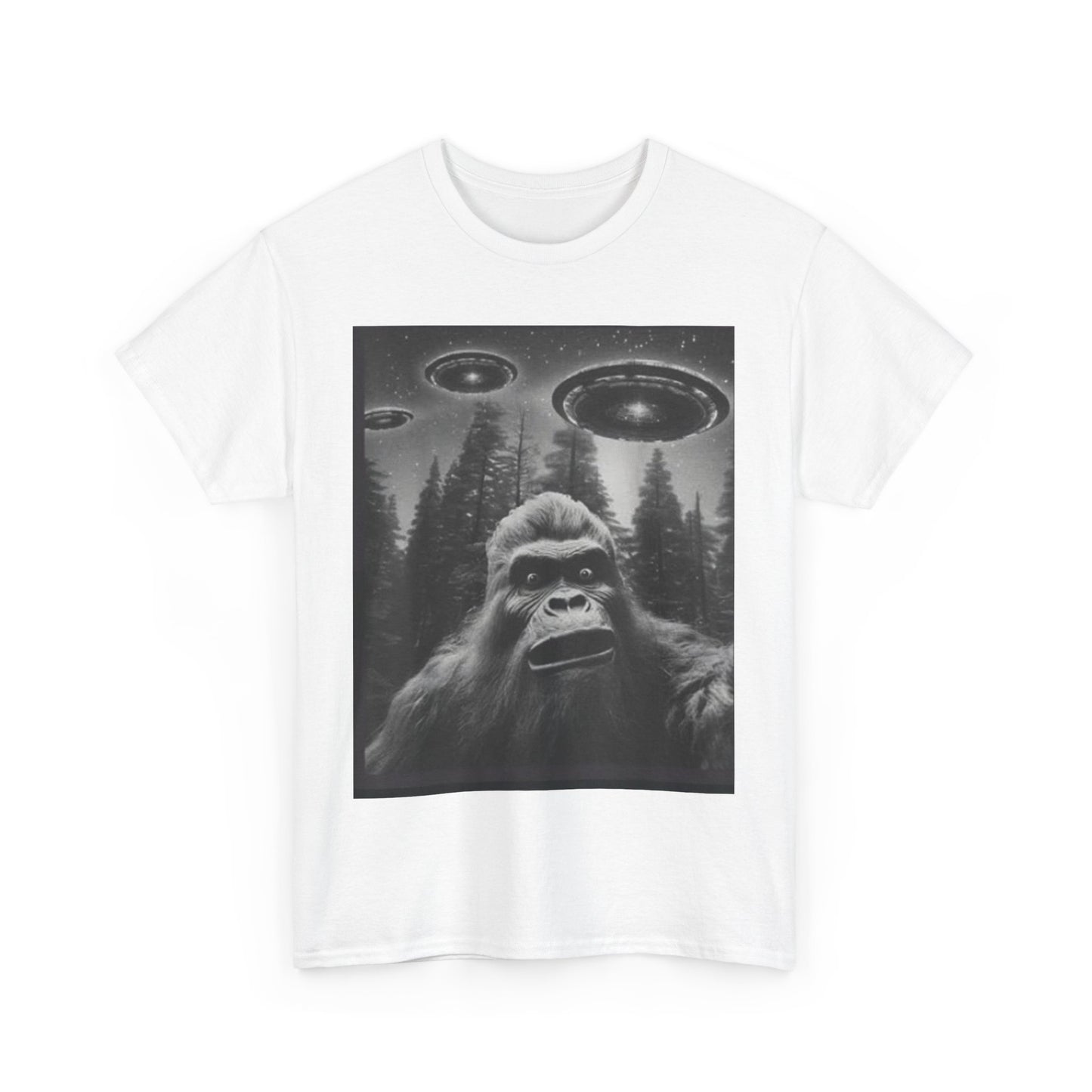 Bigfoot and flying saucers Unisex Heavy Cotton Tee - Size Variants ET