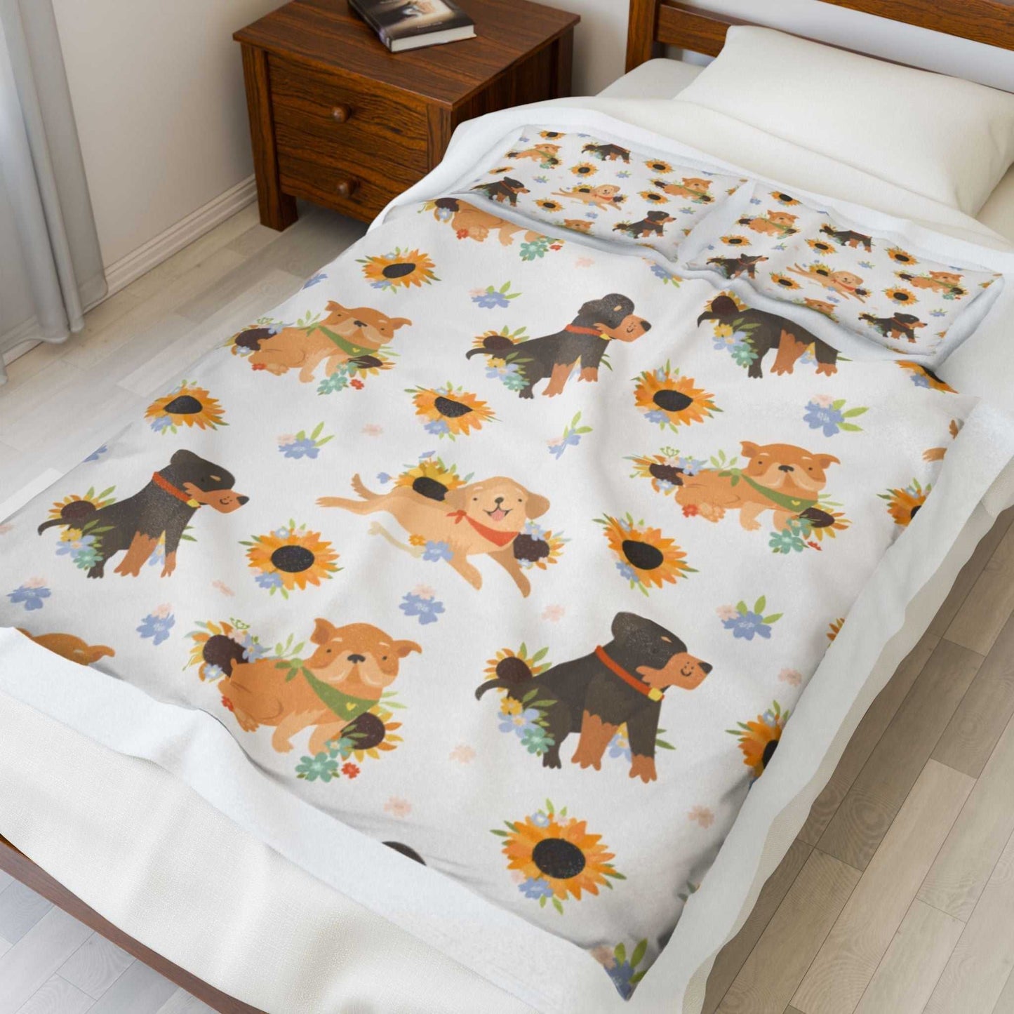 Velveteen plush blanket with dog-themed print for home warmth and comfort.