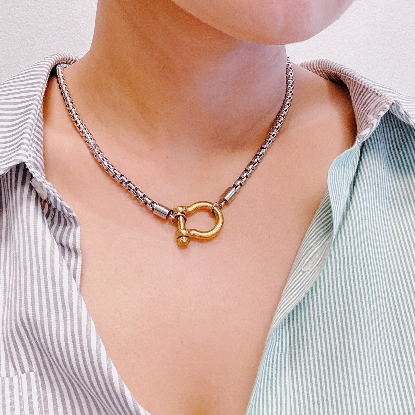 Luxe Pendant Box Chain Necklace - Gold Plated Stainless Steel