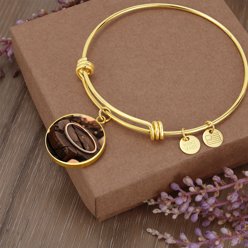 Capture Forever – Upload Photo Circle Bangle Gift Capture Gift for Cherished Memories"