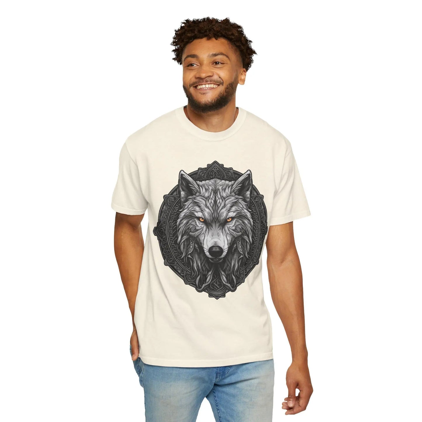 Wolf Face T-Shirt Unisex Garment-Dyed Soft Cotton Graphic Tee Casual Wildlife Apparel - Toddcraft