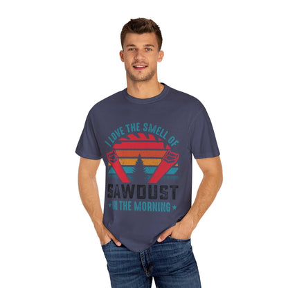 Unisex Comfort Colors 1717 garment-dyed t-shirt in dark blue with graphic print, relaxed fit, made from 100% ring-spun cotton.