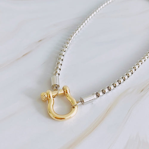 Luxe Pendant Box Chain Necklace - Gold Plated Stainless Steel