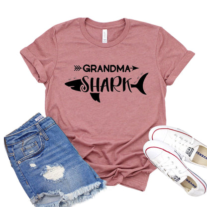 Grandma Shark Shirt - Funny Shark Family T-Shirt Gift