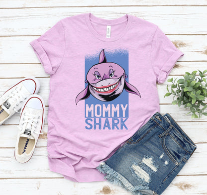 Mommy Shark Doo Doo Doo T-Shirt - Funny Mom Gift Tee