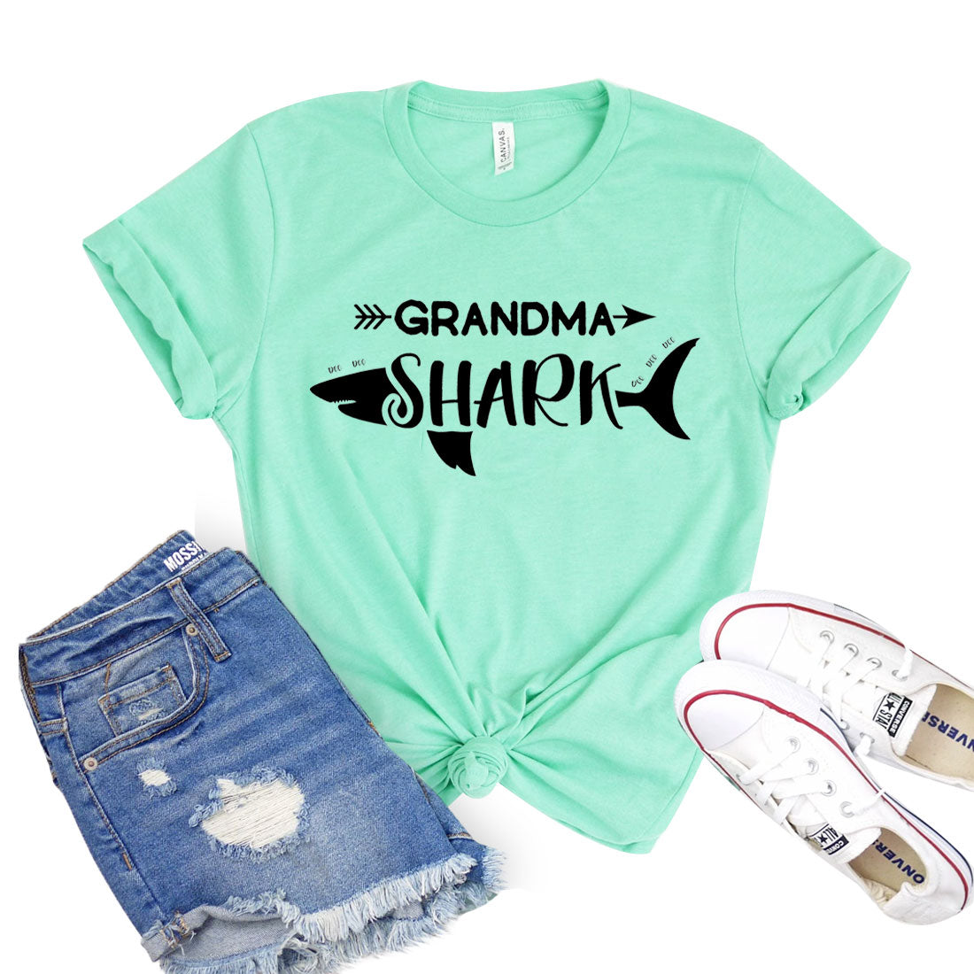 Grandma Shark Shirt - Funny Shark Family T-Shirt Gift