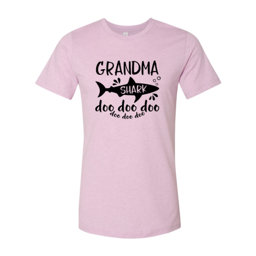 Grandma Shark Doo Doo Doo T-Shirt - Funny Grandma Gift Tee