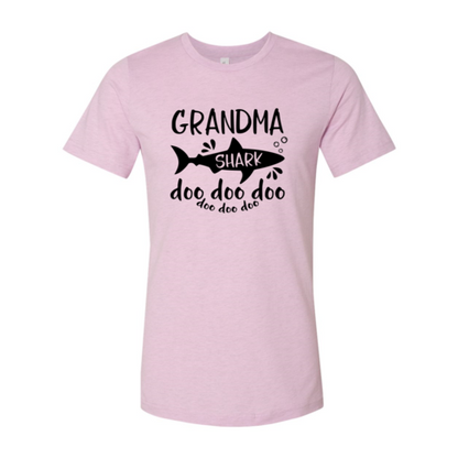 Grandma Shark Doo Doo Doo T-Shirt - Funny Grandma Gift Tee