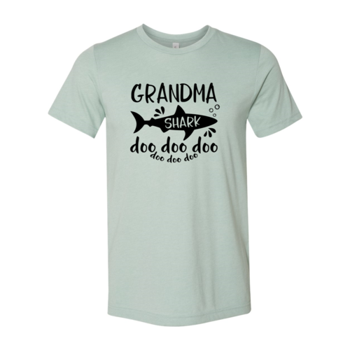 Grandma Shark Doo Doo Doo T-Shirt - Funny Grandma Gift Tee
