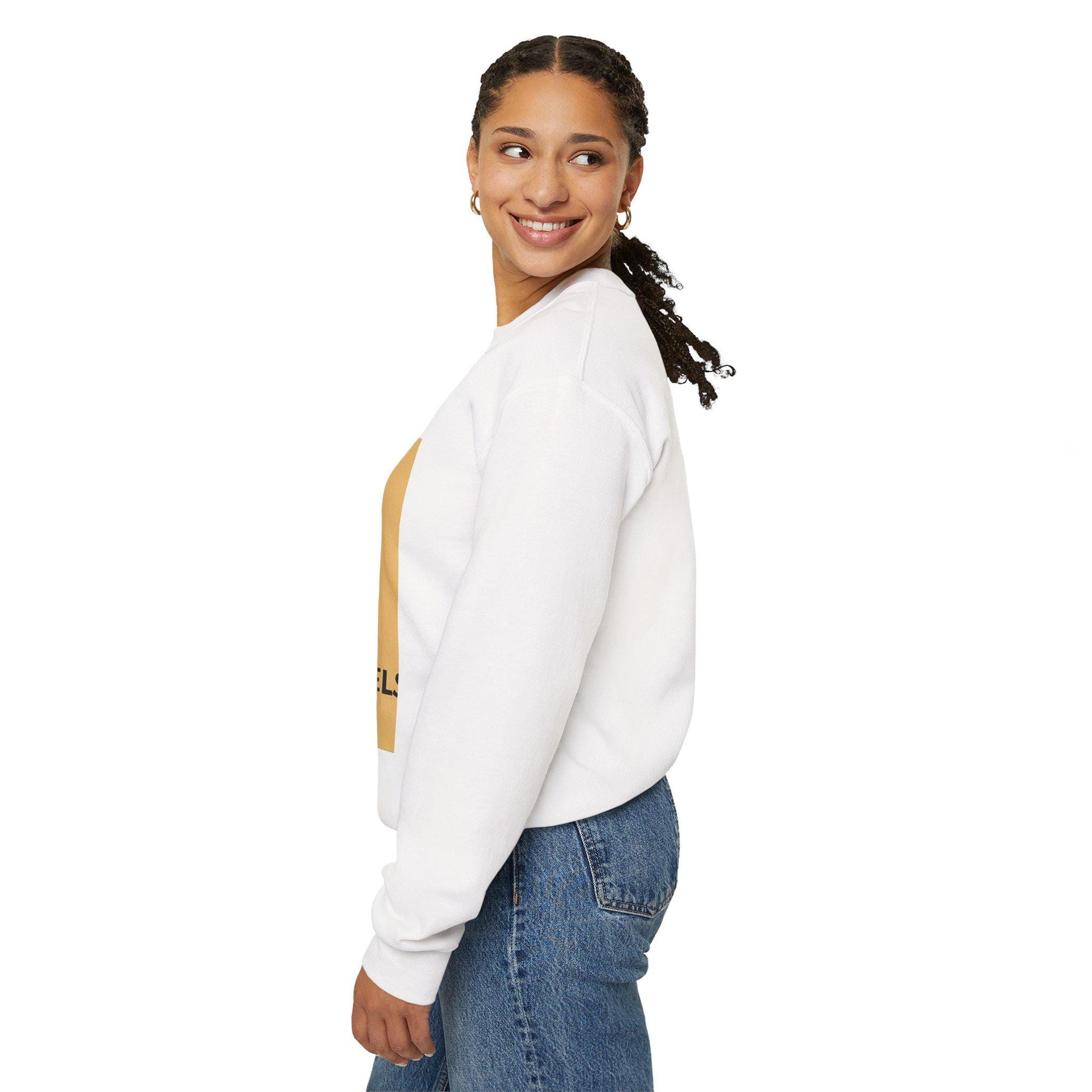 Hilarious Squirrel Sweatshirt: Cozy Gift for Nature Enthusiasts and Wildlife Admirers - Toddcraft