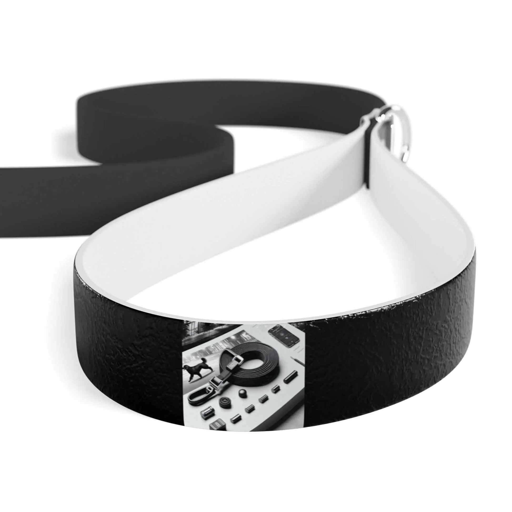 Custom dog leash with ergonomic handle, made of TPU and PVC, featuring a zinc alloy snap hook, water-resistant design.